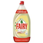 Средство для мытья посуды Fairy «Нежные руки», ромашка и витамин Е, 1.35 л 4795478 - фото 7039809