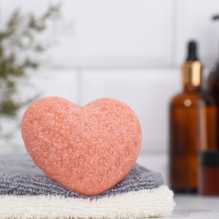 Бомбочка для ванны "Сердце" с ароматом клубники, красная - фото 108609