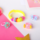 A set of children's "Vibracula" 4 pre-TA: a bracelet, 3 rings, assorted shape MIX, MIX color