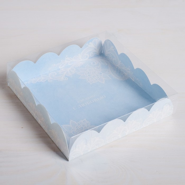 Коробка для кондитерских изделий с PVC-крышкой «Сделано с любовью», 13 × 13 × 3 см (5 шт)