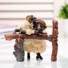 Сувенир полистоун миниатюра "Свидание овец" 9,5х6х12 см - фото 8416946
