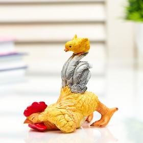 Сувенир полистоун миниатюра "Петя-петушок играет с цыплёнком" 8х6х9,5 см