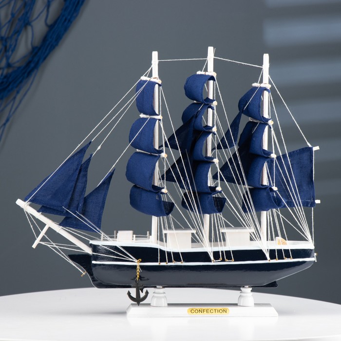 Корабль "Диана" трехмачтовый с синими парусами, 40*9*36см