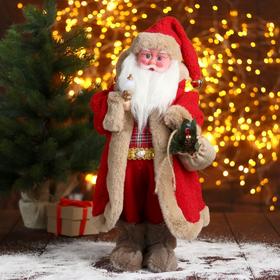 Дед Мороз "В красной шубке с подарками" 24х45 см
