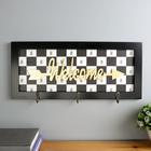 Крючки декоративные дерево "Шахматка. Welcome" 16,5х37х3,3 см - фото 4857018