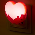 Ночник "Сердце" LED от сети МИКС 4х7х7 см - фото 10528819