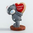 Polystone souvenir "Bear Me to you new year with a heart-Happy New year" 4.5 cm Polystone souvenir "Bear Me to you new year with a heart-Happy New year" 4.5 cm