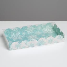 Коробка для кондитерских изделий с PVC крышкой «Снежинки», 10.5 × 21 × 3 см