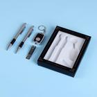 Gift set 4in1 (2 handles, wire cutters, black flashlight) Gift set 4in1 (2 handles, wire cutters, black flashlight)