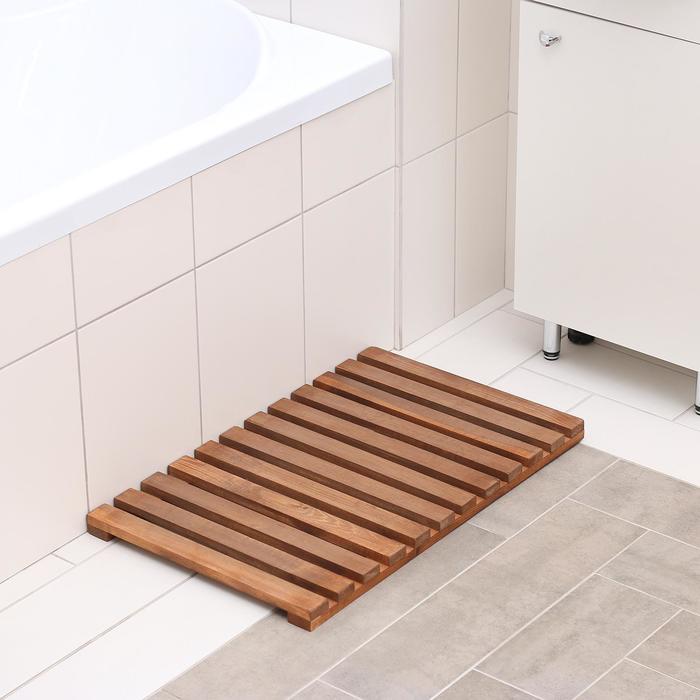 Решётка в ванную комнату под ноги 70×42×3 см, сосна с покрытием
