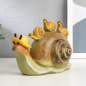 Polystone souvenir "Snail with kids in Panama" 13,5x20x7,5 cm