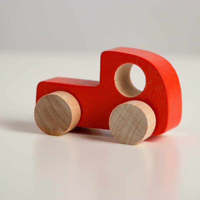 Деревянная игрушка «Каталка» «Машинка Томик» красная - фото 798819387