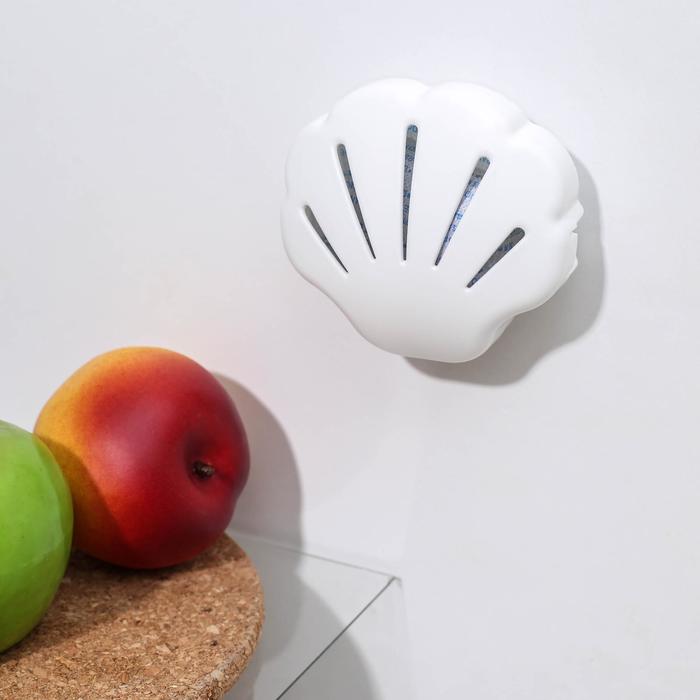 Поглотитель запаха для холодильника «Ракушка», 9,5×8,5×3 см, цвет МИКС