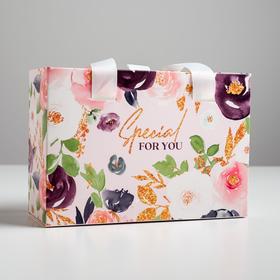 Коробка подарочная «Цветочная», 22 × 15 × 8 см