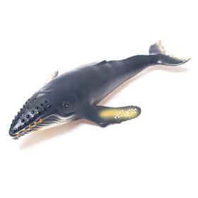 Фигурка животного «Горбатый кит», длина 40 см