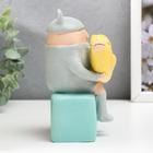 Сувенир полистоун "Малыш с кошачьими ушками и птичкой в руках" 15,7х10,5х8 см - фото 797438224