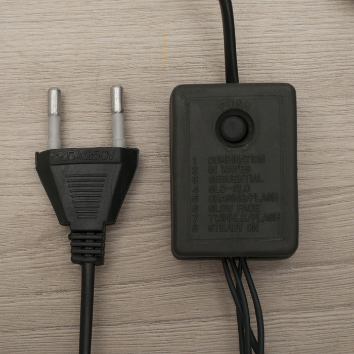 Фигура бум. "Елка кудрявая" 65х43 см, Лампы 80, 220V МУЛЬТИ