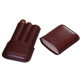 The cigarette case is dark brown, for 3 cigars, d = 2.1 cm. 
