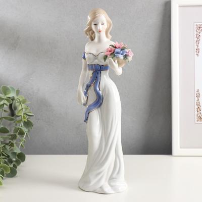 Девушка Мадам