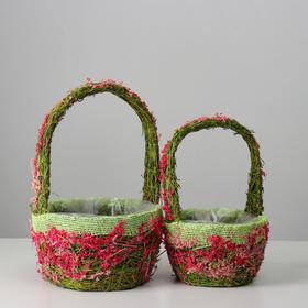 A set of baskets 2pcs, from grass