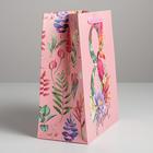 Пакет ламинированный вертикальный «С 8 Марта», ML 23 × 27 × 11,5 см 5161329