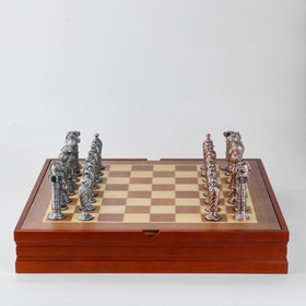 Шахматы сувенирные "Рыцарские" (доска 36х36х6 см, h=8.5 см, h=5.7 см)