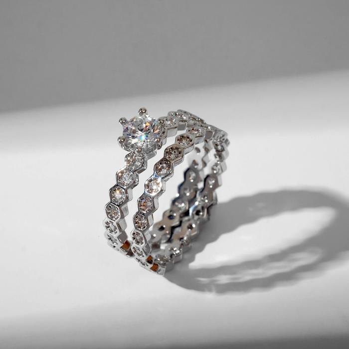 Кольцо "Сокровище" дорожка кристалликов, цвет белый в серебре, размер 16