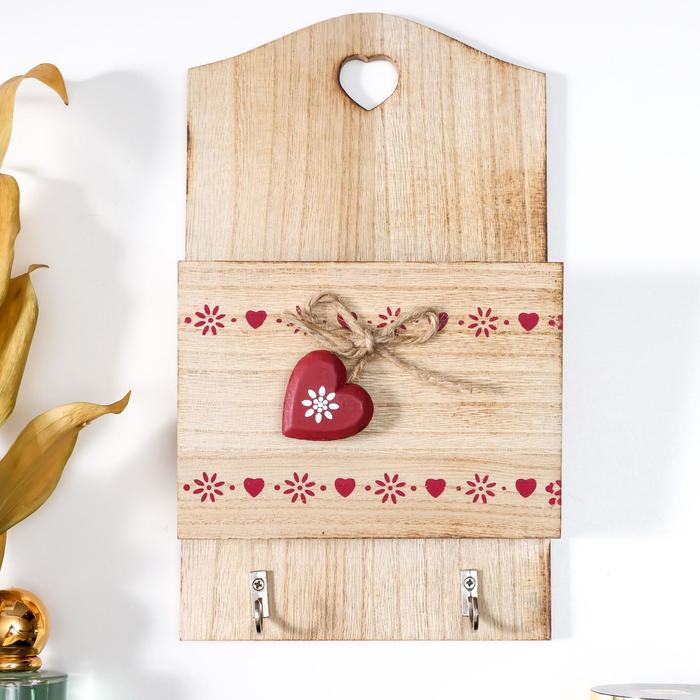 Крючки декоративные дерево с карманом "Ленты из сердец" 26х15,2х5 см - фото 282695502