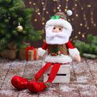 Мягкая игрушка "Дед Мороз в новогоднем костюме - длинные ножки" 12х62 см - фото 106982929