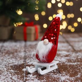 Мягкая игрушка "Дед Мороз на санках" 5х13 см, красный в Донецке
