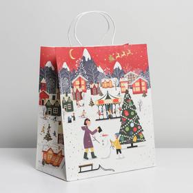 Пакет подарочный крафтовый «Праздничный городок», 28 × 32 × 15 см
