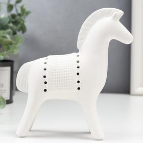 Сувенир керамика "Белый конь" матовый 15х17 см в Донецке