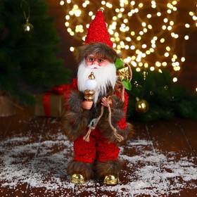 Дед Мороз "В свитере и шубке с коричневым мехом" двигается, лампа светится, 15х30 см