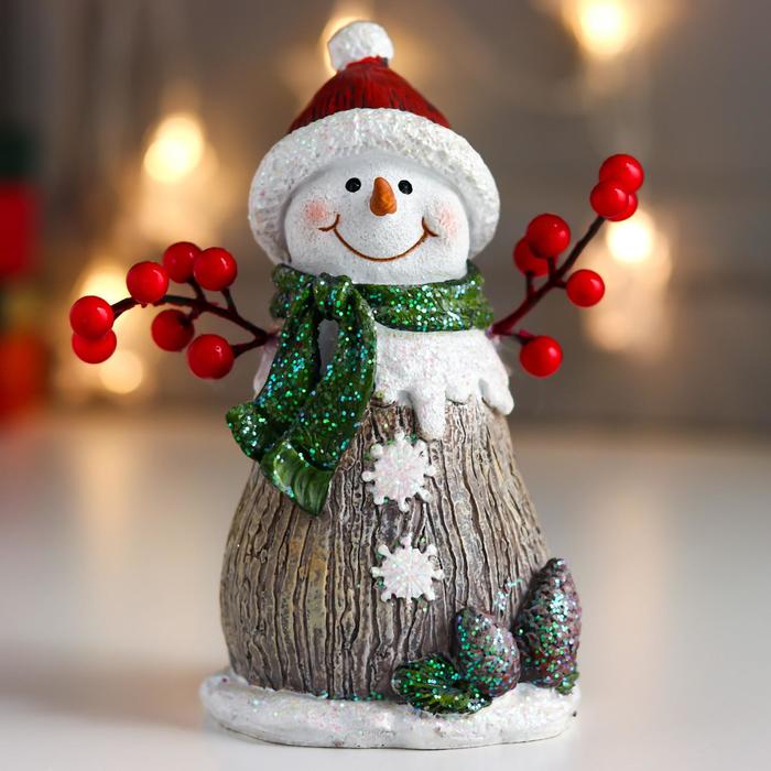 Сувенир полистоун "Снеговичок с руками-веточками" 15,5х9х8,6 см - фото 8820690