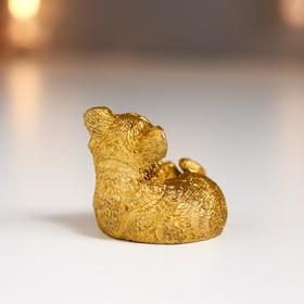 Сувенир полистоун "Золотой тигрёнок с золотыми монетами" МИКС 4,2х3,5х3,5 см - фото 10366025