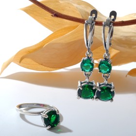 Гарнитур посеребрение 2 предмета: серьги, кольцо, роса "Изумруд", цвет зелёный, 18 размер