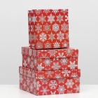 Набор коробок 3 в 1 "Снегопад на красном", 19 х 19 х 9,5 - 15,5 х 15,5 х 6,5 см - фото 947191