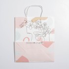 Пакет подарочный крафт «Нюд», 28 × 32 × 15 см 7000565