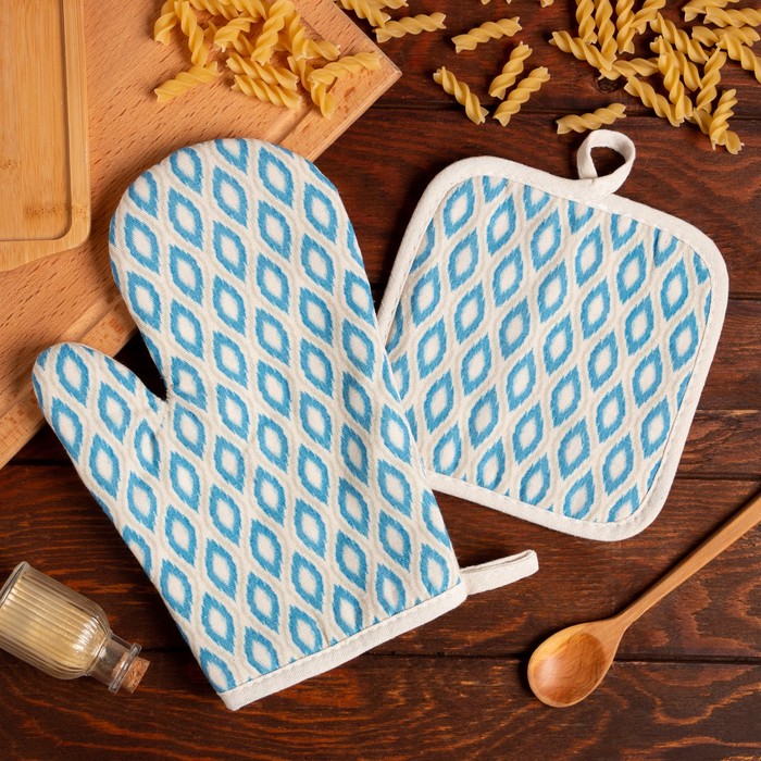 Кухонные варежки. Кухонные прихватки рукавицы. Набор варежка кухня. Рукавицы для кухни черные. Комплект прихваток для кухни.