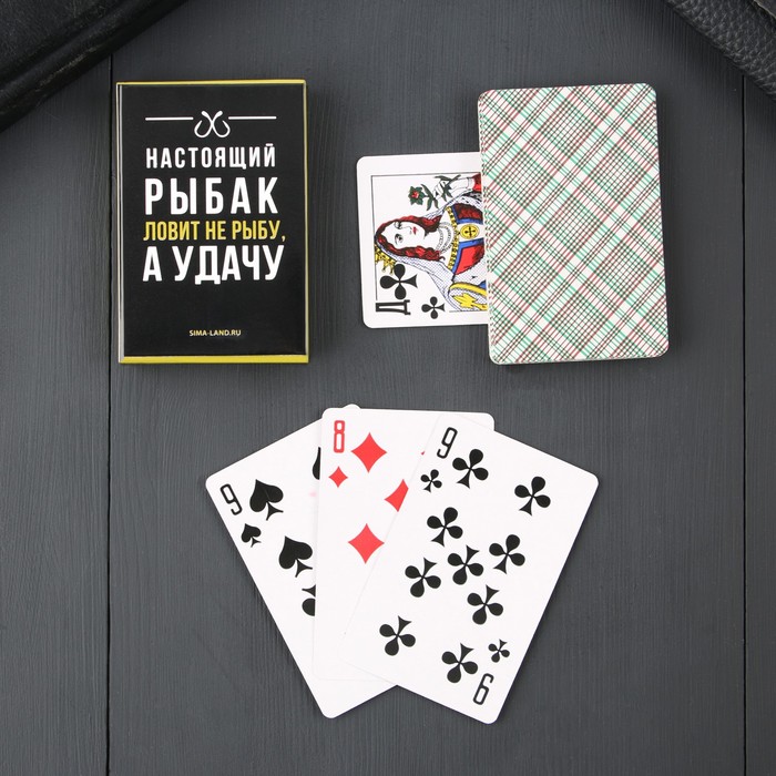 Стопка журналов о рукоделии. Карты игральные пластиковые. Игральные карты. Колода карт. Карт стопкой вара пикк.