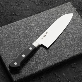 Нож кухонный Fuji Cutlery Narihira, Сантоку, лезвие 18 см