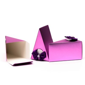 Набор сборных коробок в виде торта, фиолетовый, 12 х 8 х 6 см - фото 10568863