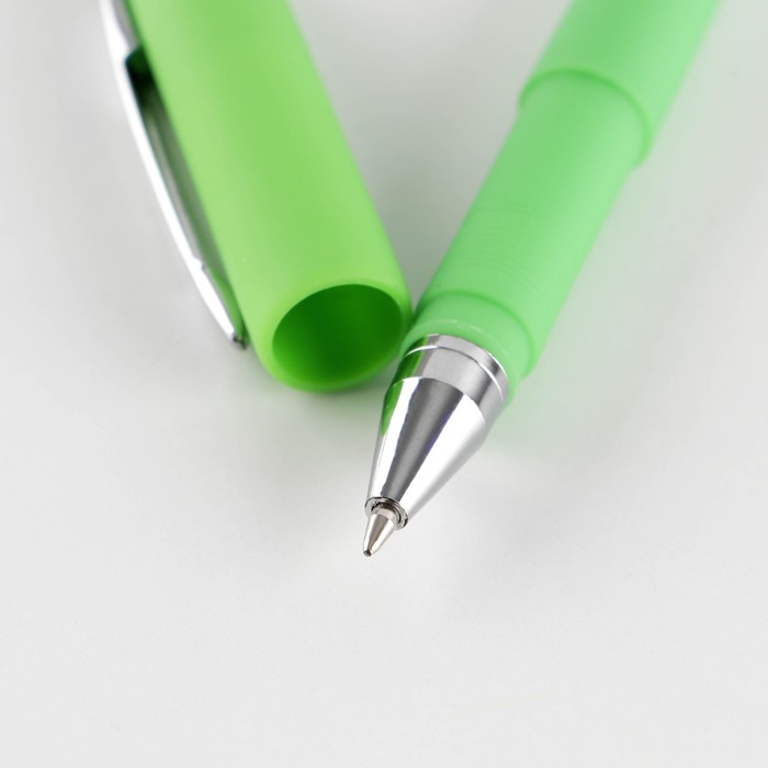 Первые гелевые ручки. Ручка сувенирная гелевая ARTFOX черная 6940382.