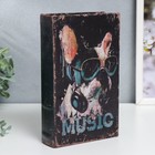 Сейф-книга дерево кожзам "Французский бульдог в наушниках и очках" 21х13х5 см - фото 800889228