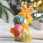 Копилка "Заяц держит бочки" рыжий, 9х7х12см - фото 801543095