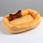 Лежанка мягкая + игрушка косточка, 45 х 35 х 11 см, персиковая Лежанка мягкая + игрушка косточка, 45 х 35 х 11 см, персиковая