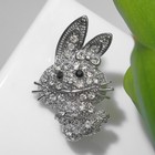 Брошь "Кролик" с бантиком, цвет белый в серебре - фото 5404840