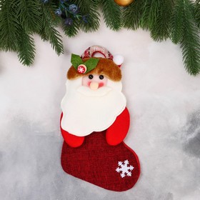 Носок для подарков "Дед Мороз с ягодкой" 11х26 см, бело-красный в Донецке