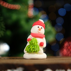 {{photo.Alt || photo.Description || 'Сахарная фигурка &quot;Снеговик с елкой&quot;, 10 г'}}