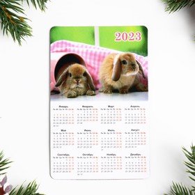 Магнит новогодний с календарем "Символ года - 2023!" кролики на розовом и зеленом фоне, 11х7см 92254